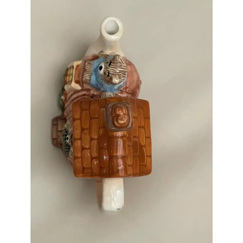Tea-Née Collectible Two Little Bears Shoe House Teapot by Cardinal